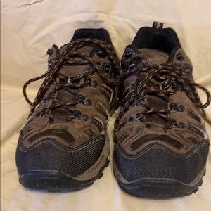 Highland Creek hiking shoes